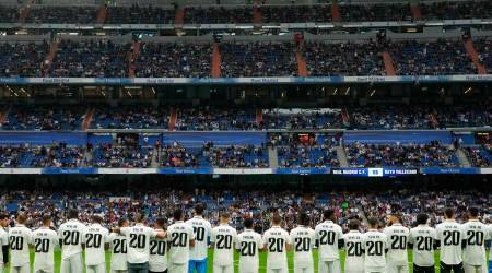 Defender Mouctar Diakhaby stays away from anti-racism banner before Valencia game3